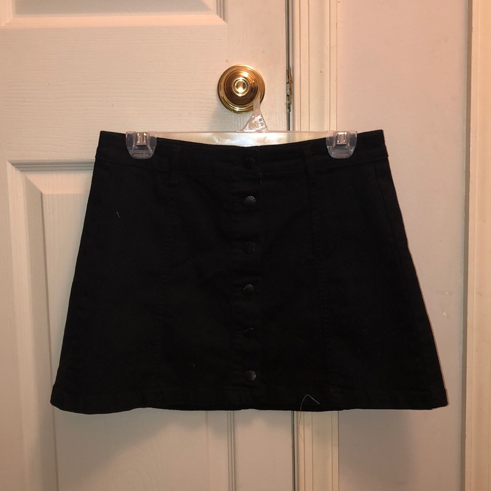 Forever 21 black denim skirt